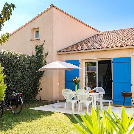 Lagrange Classic Le Clos Des Chenes Hotel Ле Мат Екстериор снимка